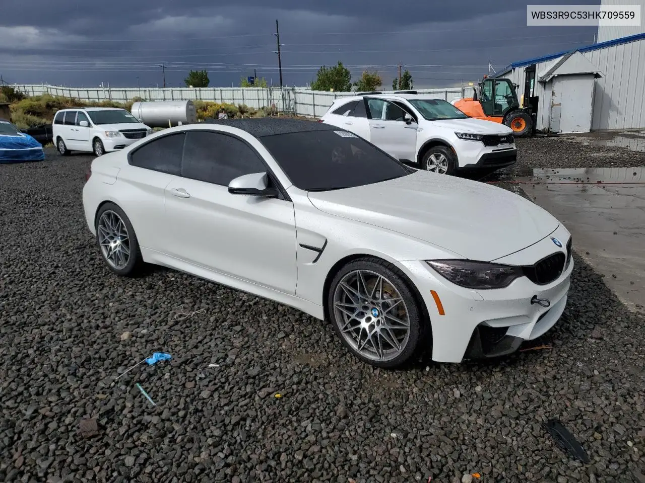 F82/F83