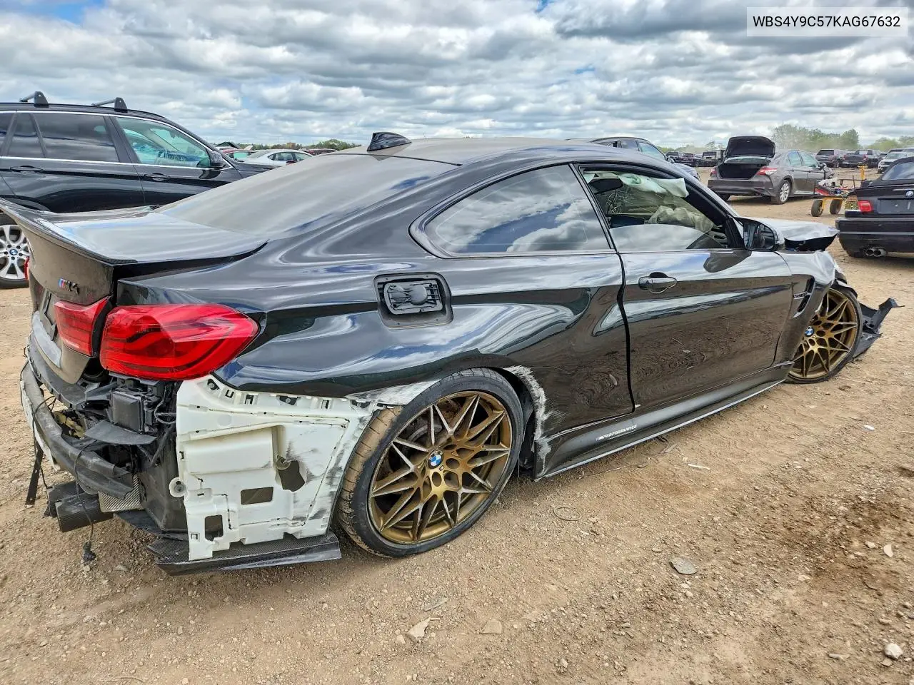 F82/F83