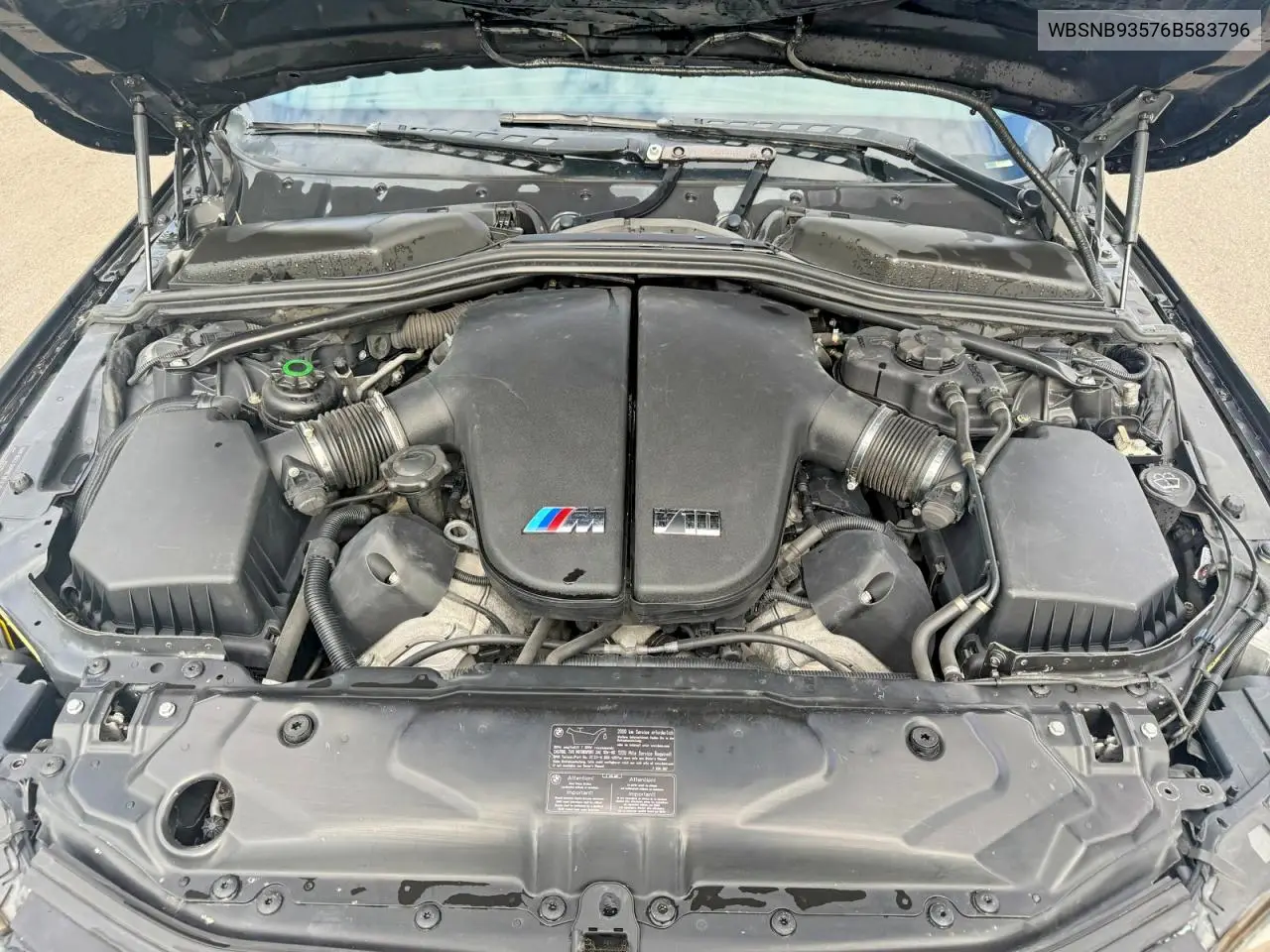2006 BMW M5 VIN: WBSNB93576B583796 Lot: 57770236