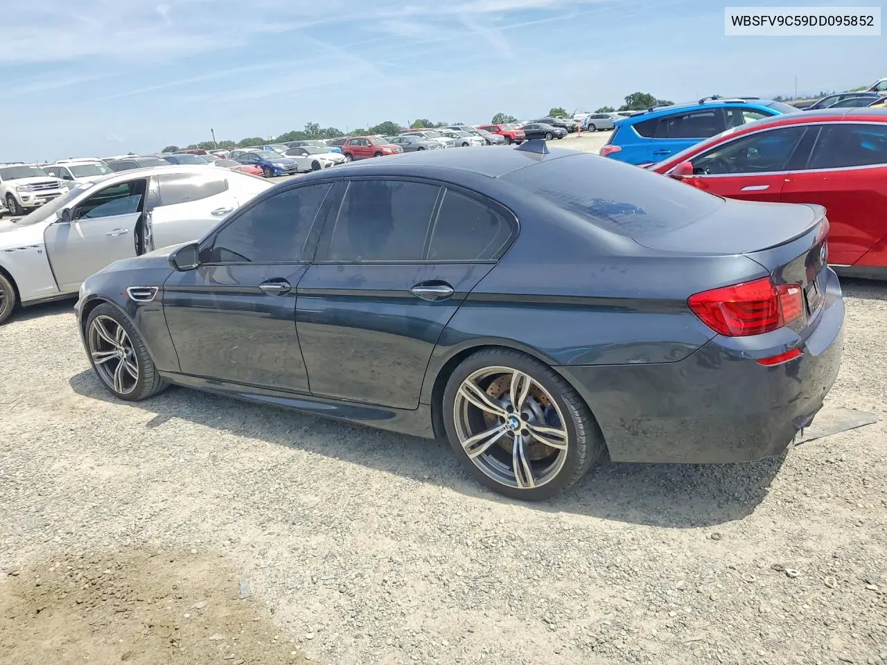 2013 BMW M5 VIN: WBSFV9C59DD095852 Lot: 52093966