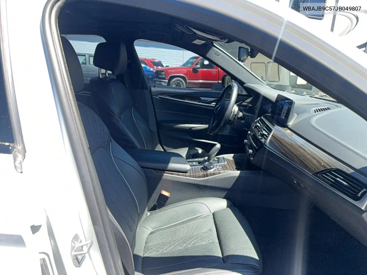2018 BMW M550Xi VIN: WBAJB9C57JB049807 Lot: 53929976