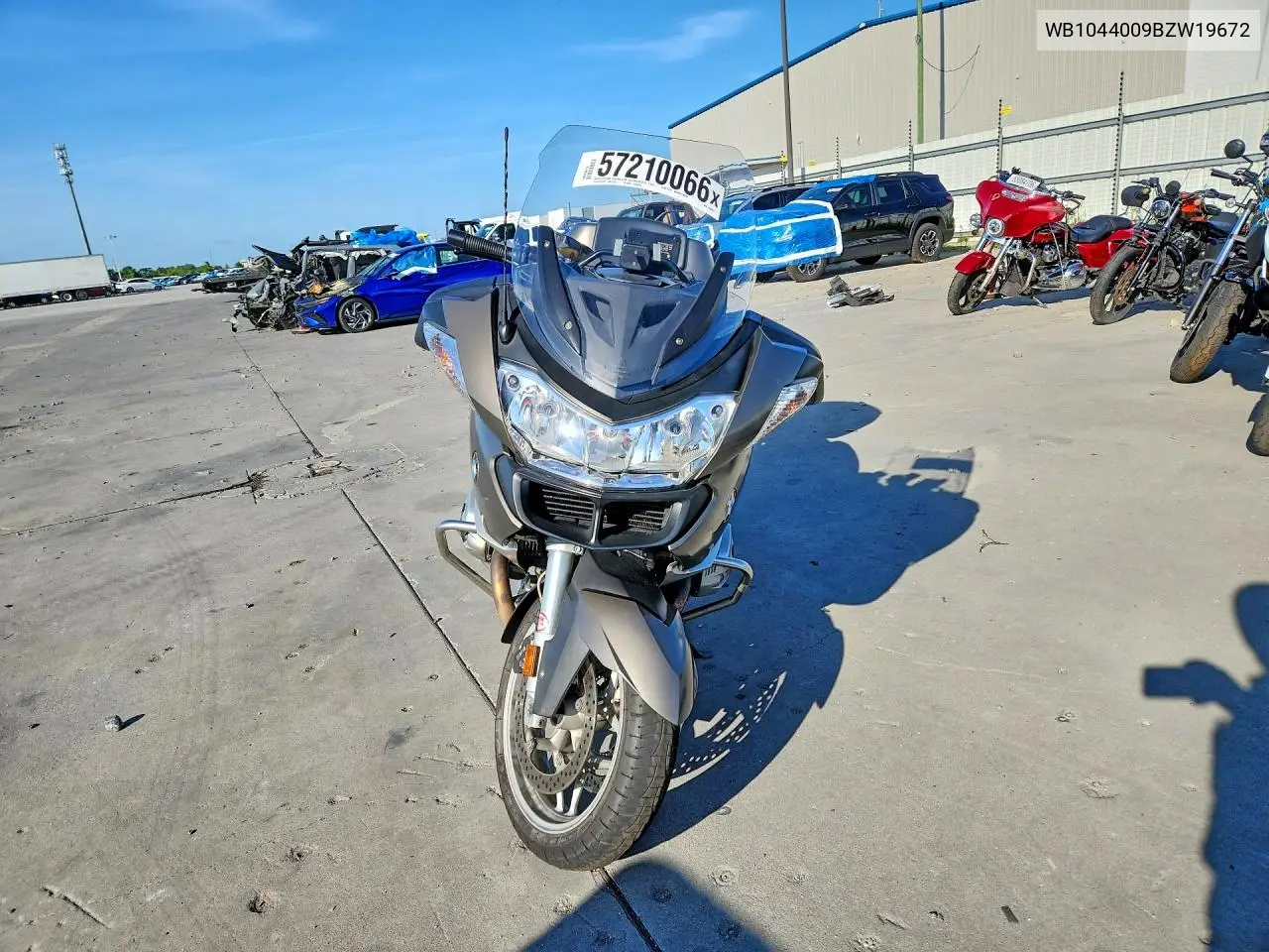 2011 BMW R1200 Rt VIN: WB1044009BZW19672 Lot: 57210066