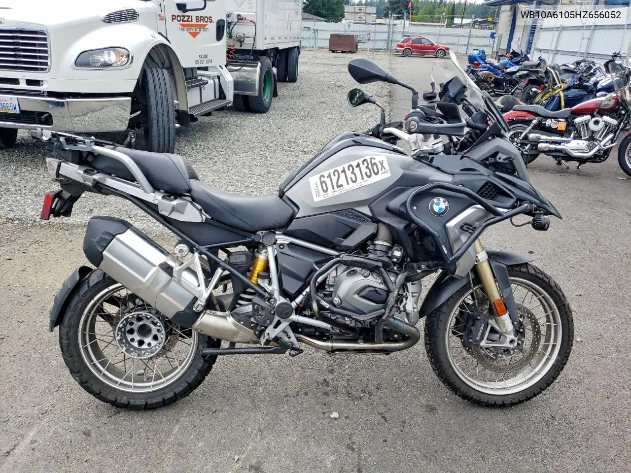 2017 BMW R1200 Gs VIN: WB10A6105HZ656052 Lot: 61213136