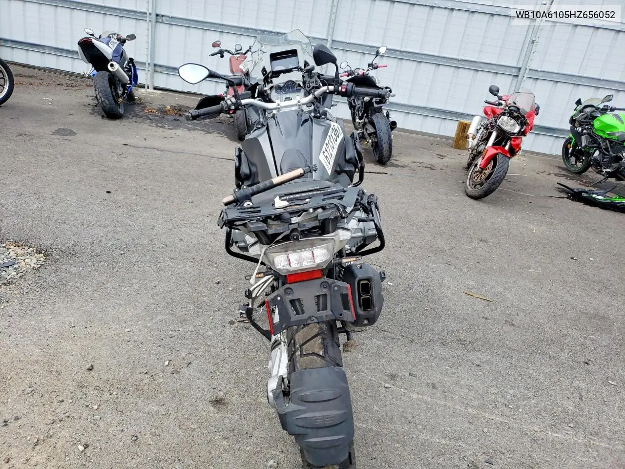 2017 BMW R1200 Gs VIN: WB10A6105HZ656052 Lot: 61213136