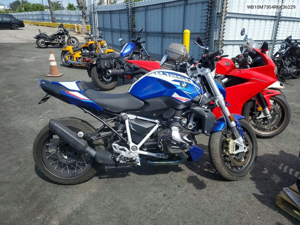 2024 BMW R 1250 R VIN: WB10M7304R6K36229 Lot: 78862205