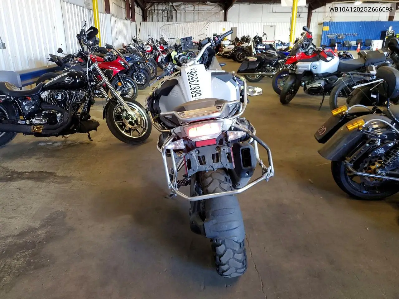 2016 BMW R1200 Gs Adventure VIN: WB10A1202GZ666098 Lot: 58873596