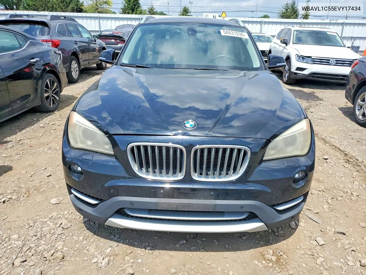2014 BMW X1 xDrive28I VIN: WBAVL1C55EVY17434 Lot: 58631036