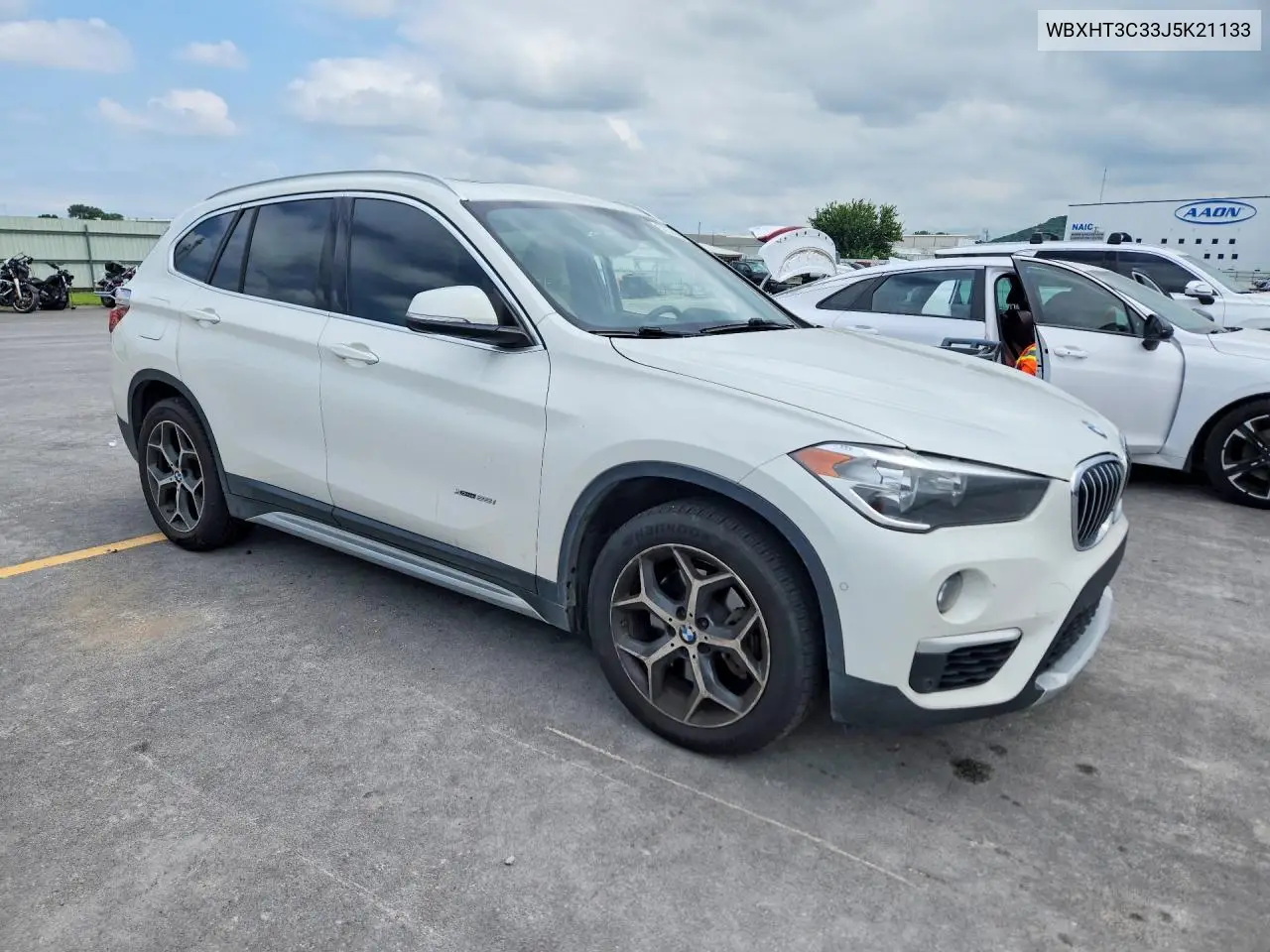2018 BMW X1 Sdrive28I VIN: WBXHT3C33J5K21133 Lot: 57228206