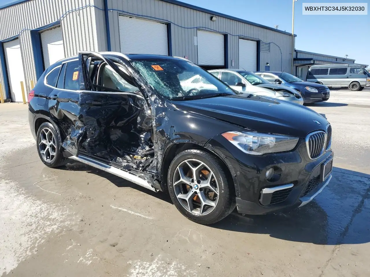 WBXHT3C34J5K32030 2018 BMW X1 xDrive28I