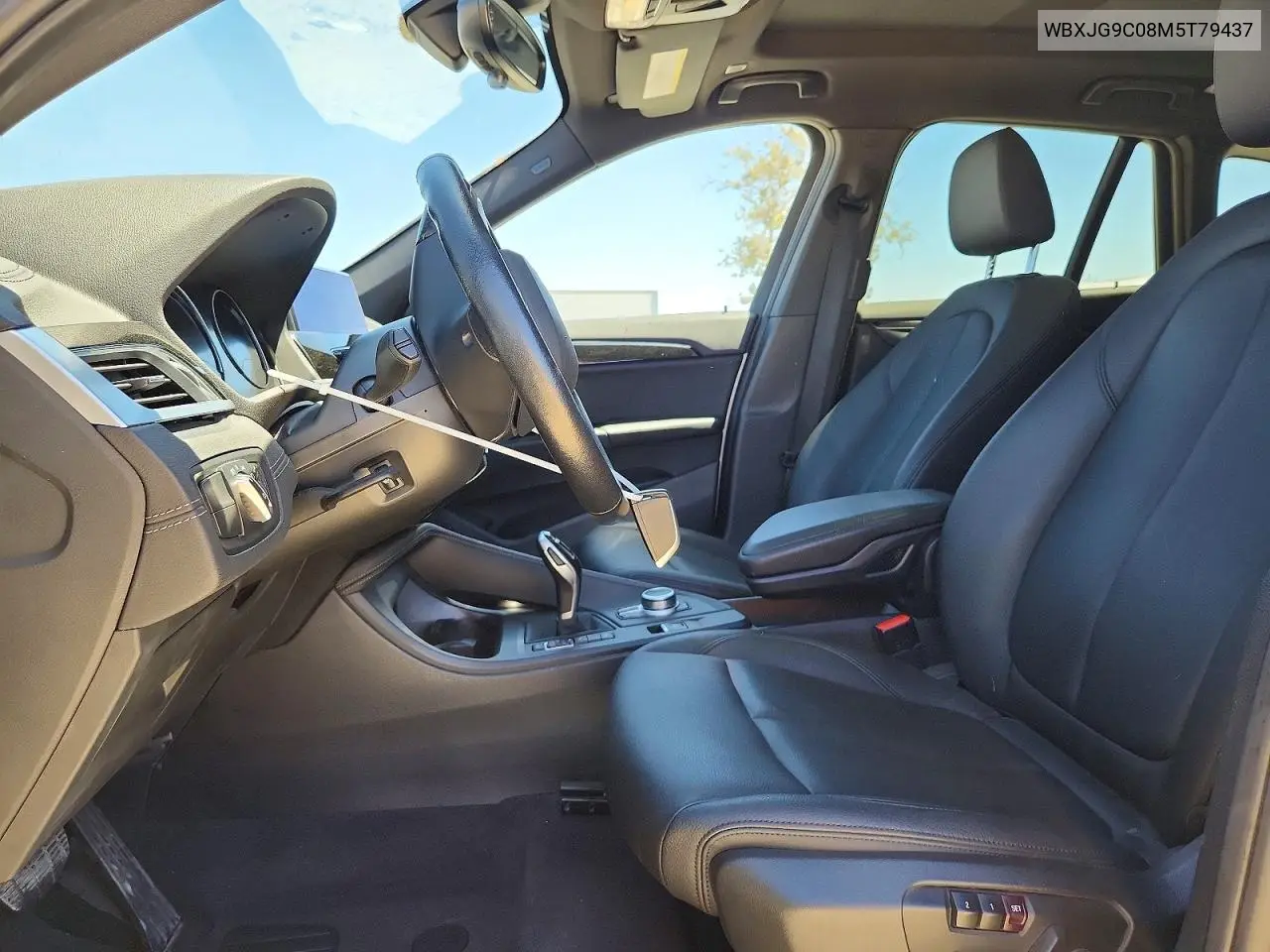 WBXJG9C08M5T79437 2021 BMW X1 xDrive28I
