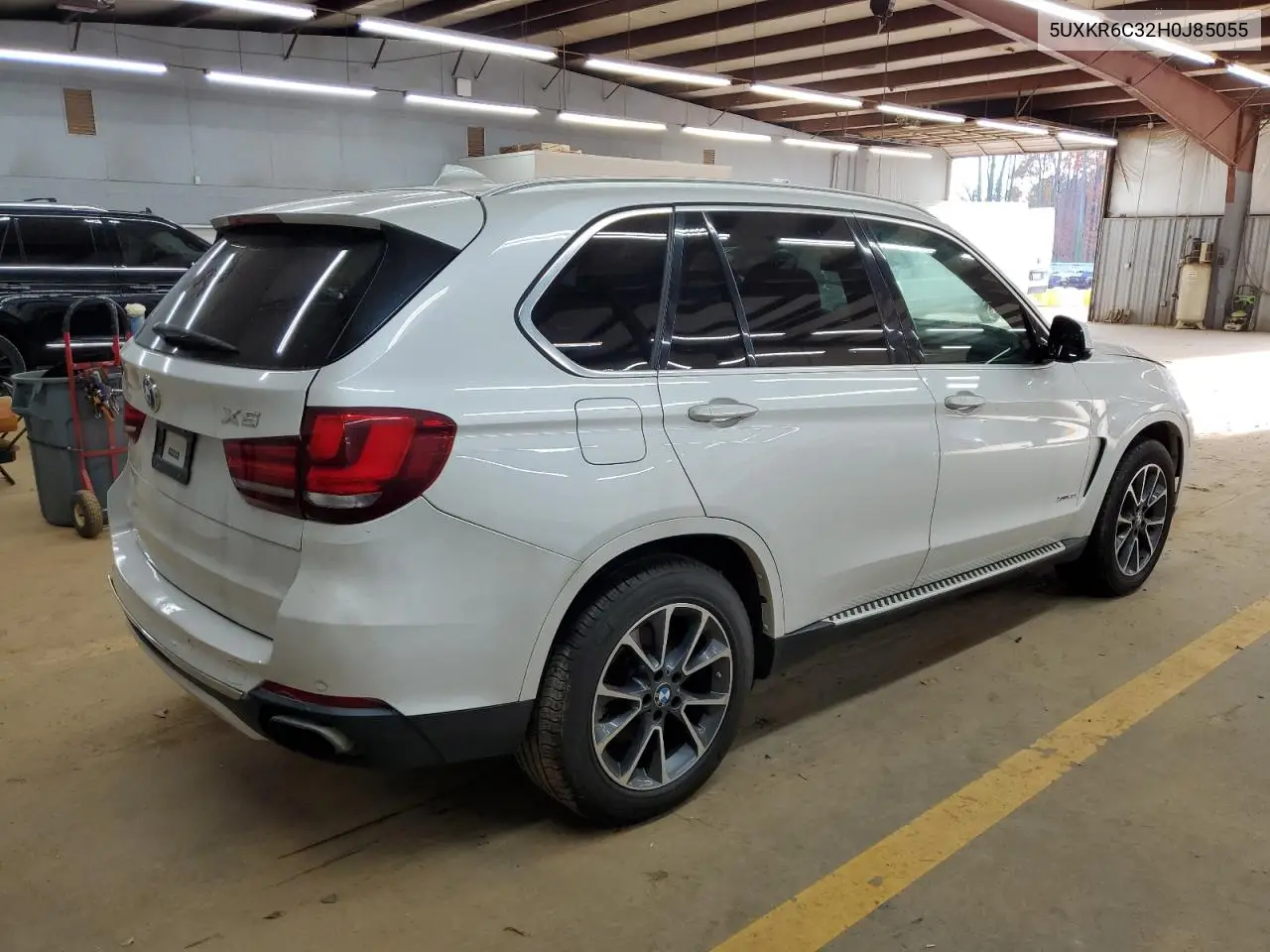 5UXKR6C32H0J85055 2017 BMW X5 xDrive50I Lux 4.4L V8