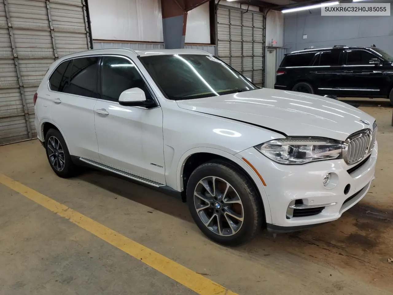 5UXKR6C32H0J85055 2017 BMW X5 xDrive50I Lux 4.4L V8