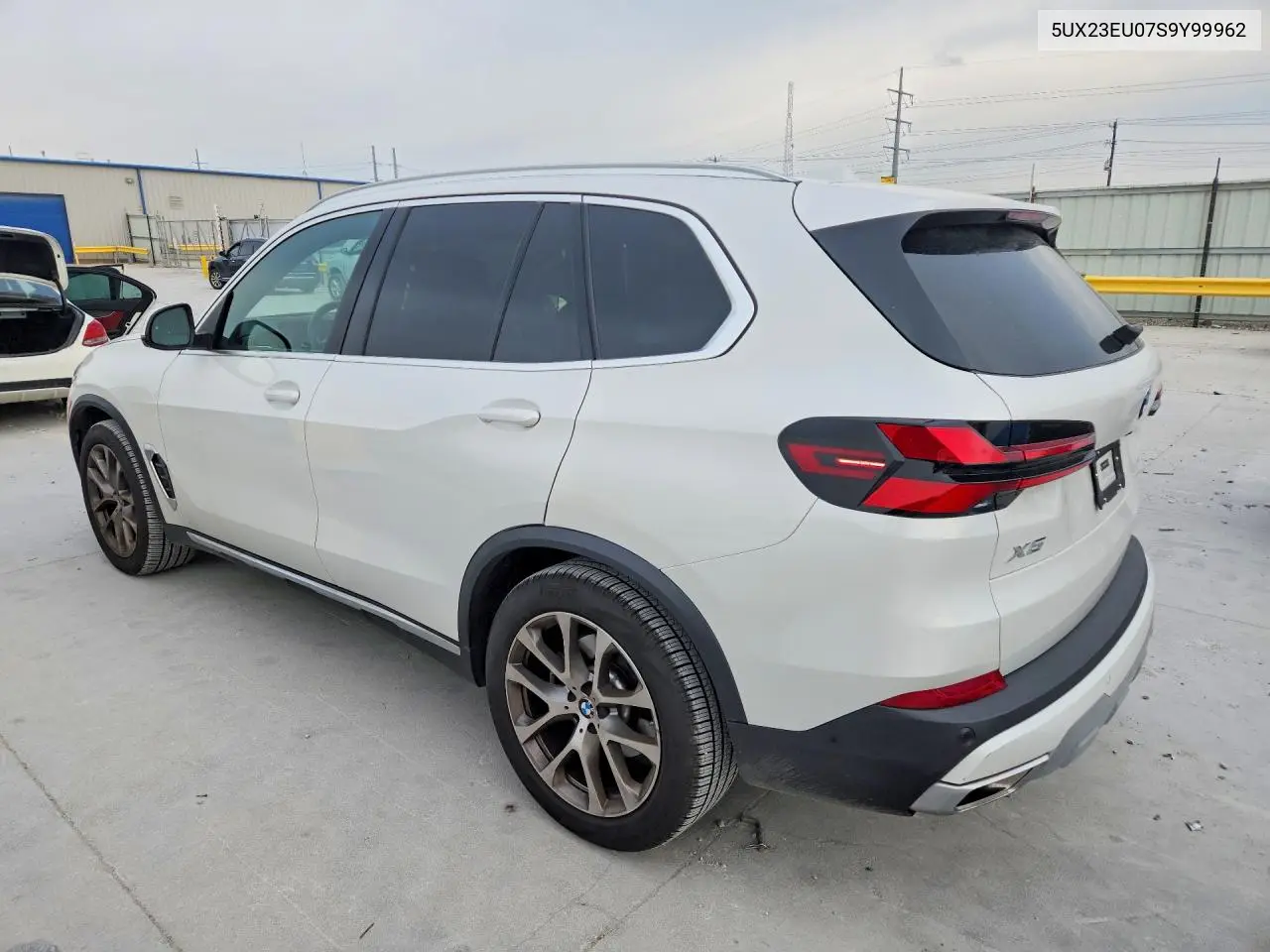 5UX23EU07S9Y99962 2025 BMW X5 xDrive40I