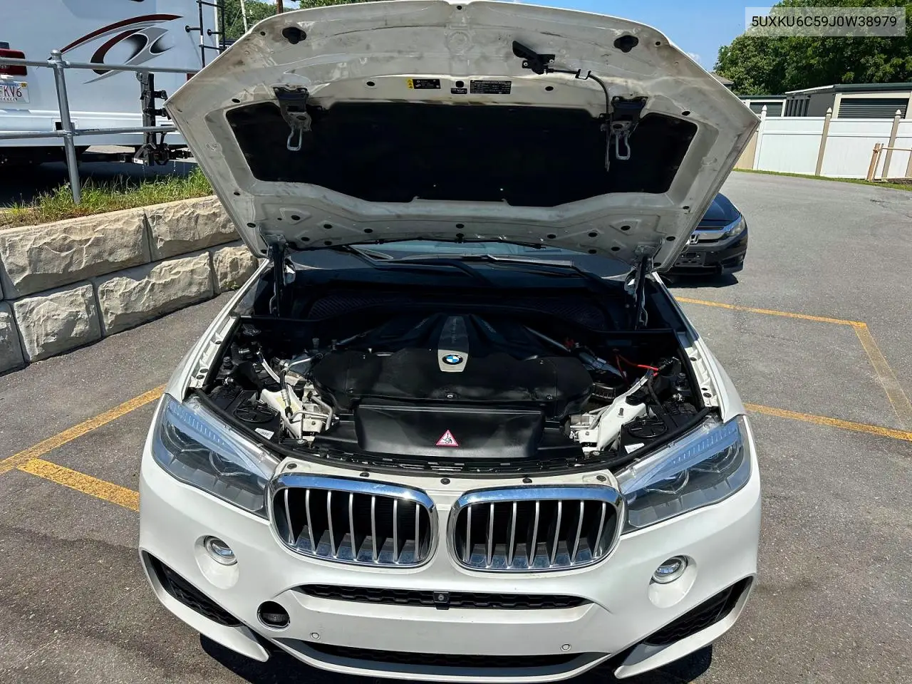 2018 BMW X6 xDrive50I VIN: 5UXKU6C59J0W38979 Lot: 57189936
