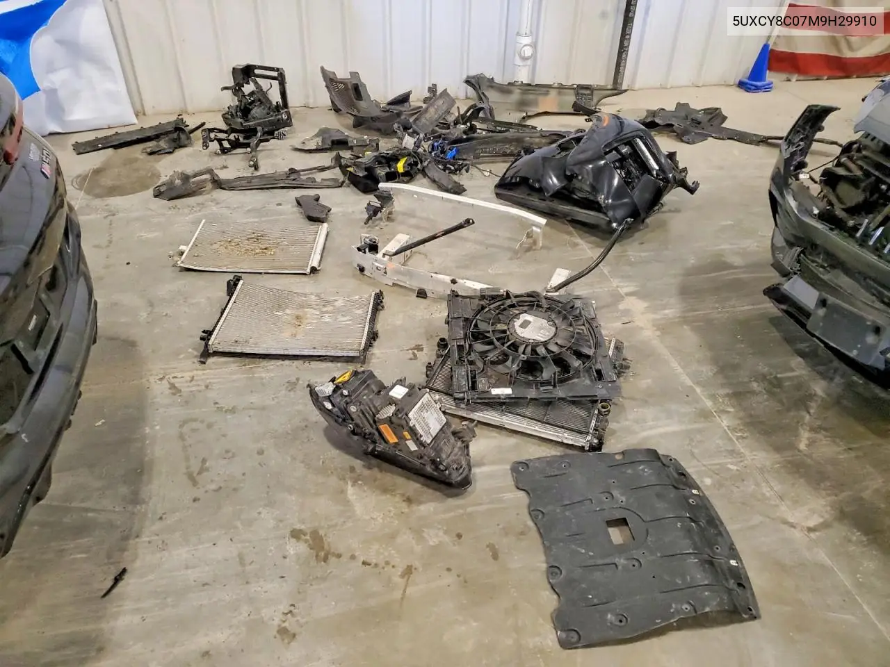 2021 BMW X6 M50I VIN: 5UXCY8C07M9H29910 Lot: 57242866