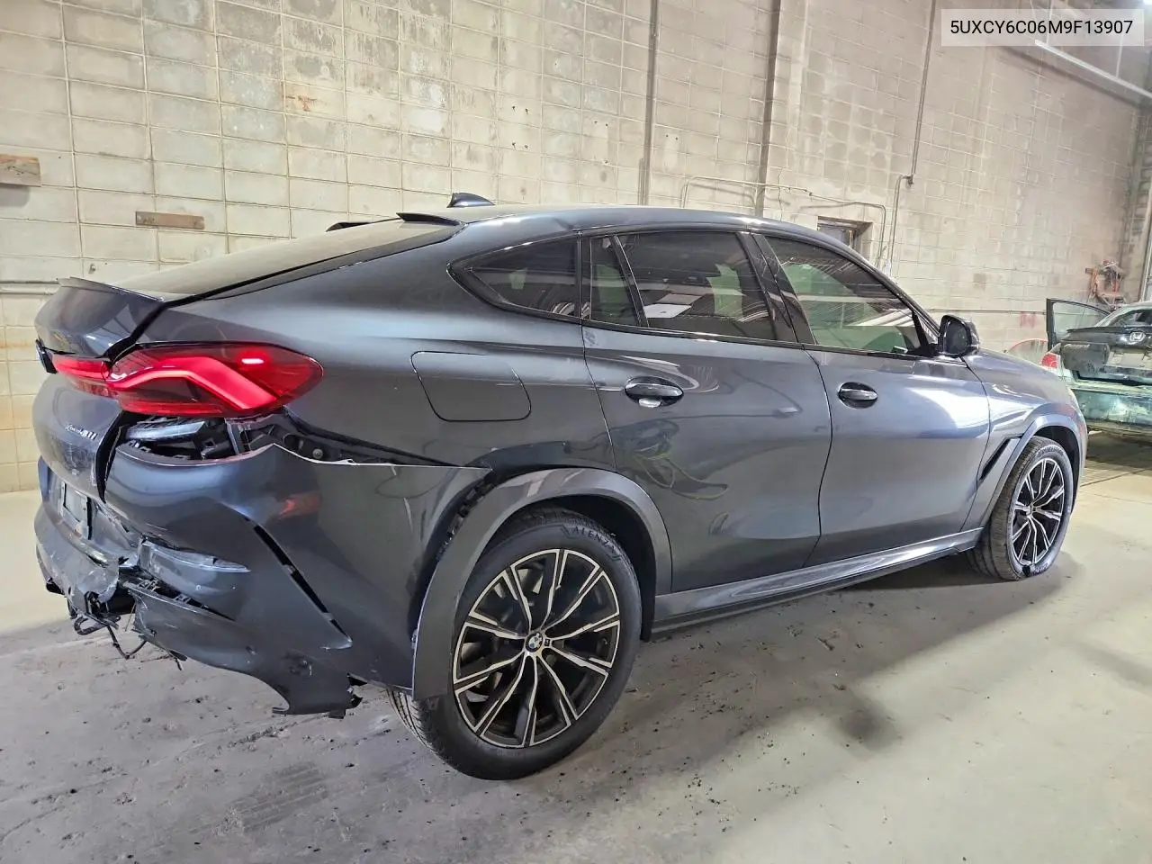 2021 BMW X6 xDrive40I VIN: 5UXCY6C06M9F13907 Lot: 61372266