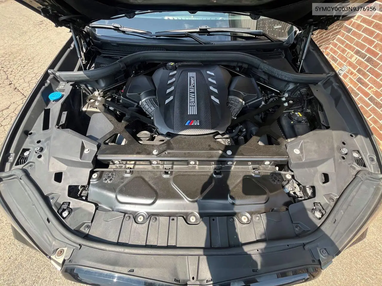 2022 BMW X6 M VIN: 5YMCY0C03N9J76956 Lot: 62443606