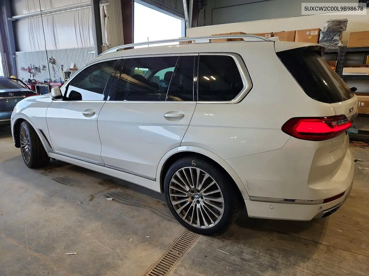 2020 BMW X7 xDrive40I VIN: 5UXCW2C00L9B98678 Lot: 51529656