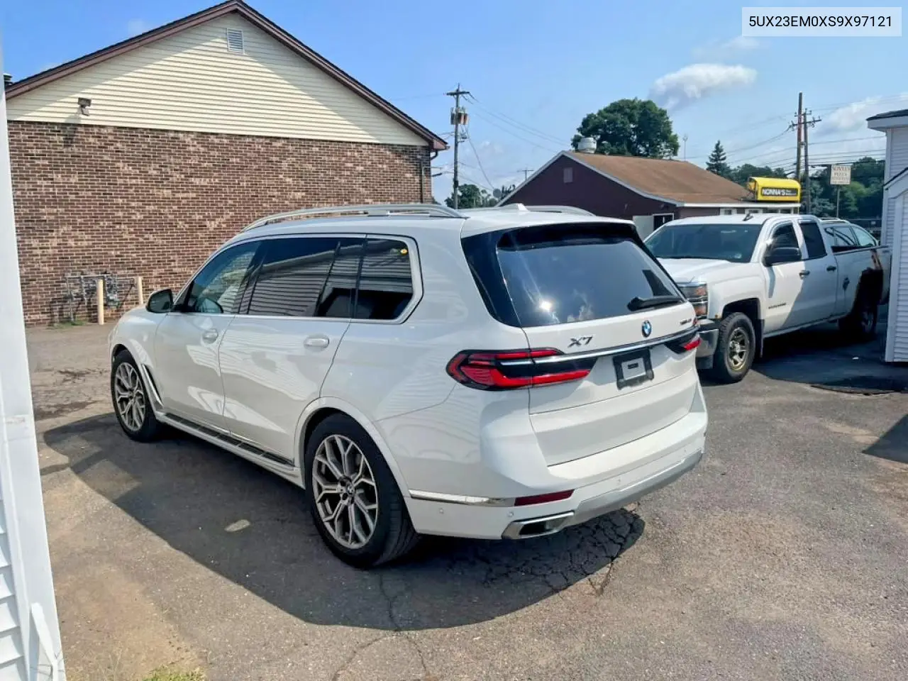 2025 BMW X7 xDrive40I VIN: 5UX23EM0XS9X97121 Lot: 62449536