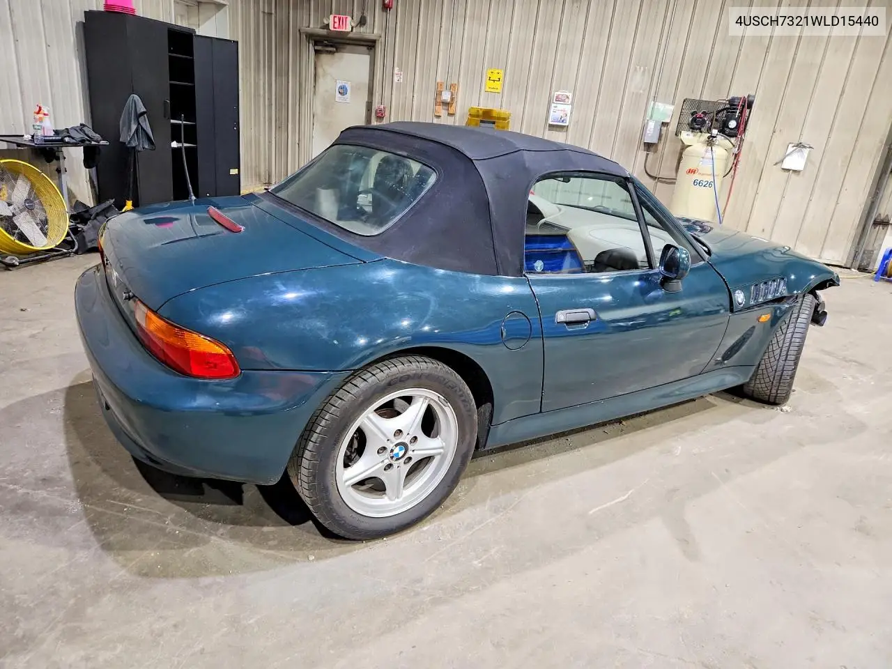 1998 BMW Z3 1.9 VIN: 4USCH7321WLD15440 Lot: 56806696