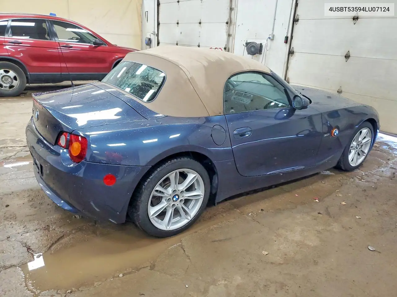 2004 BMW Z4 3.0 VIN: 4USBT53594LU07124 Lot: 59814186