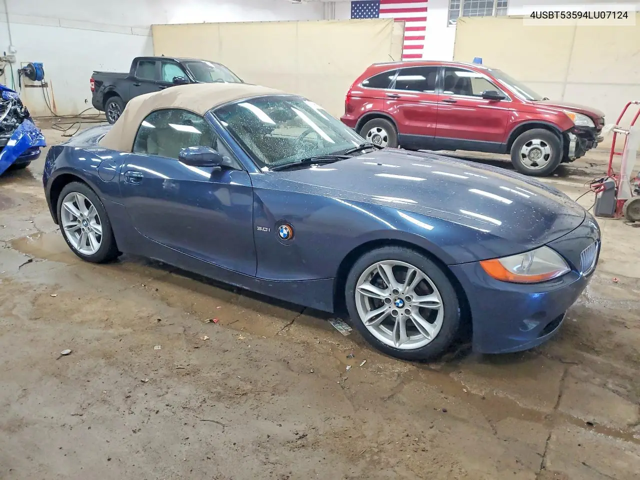 2004 BMW Z4 3.0 VIN: 4USBT53594LU07124 Lot: 59814186