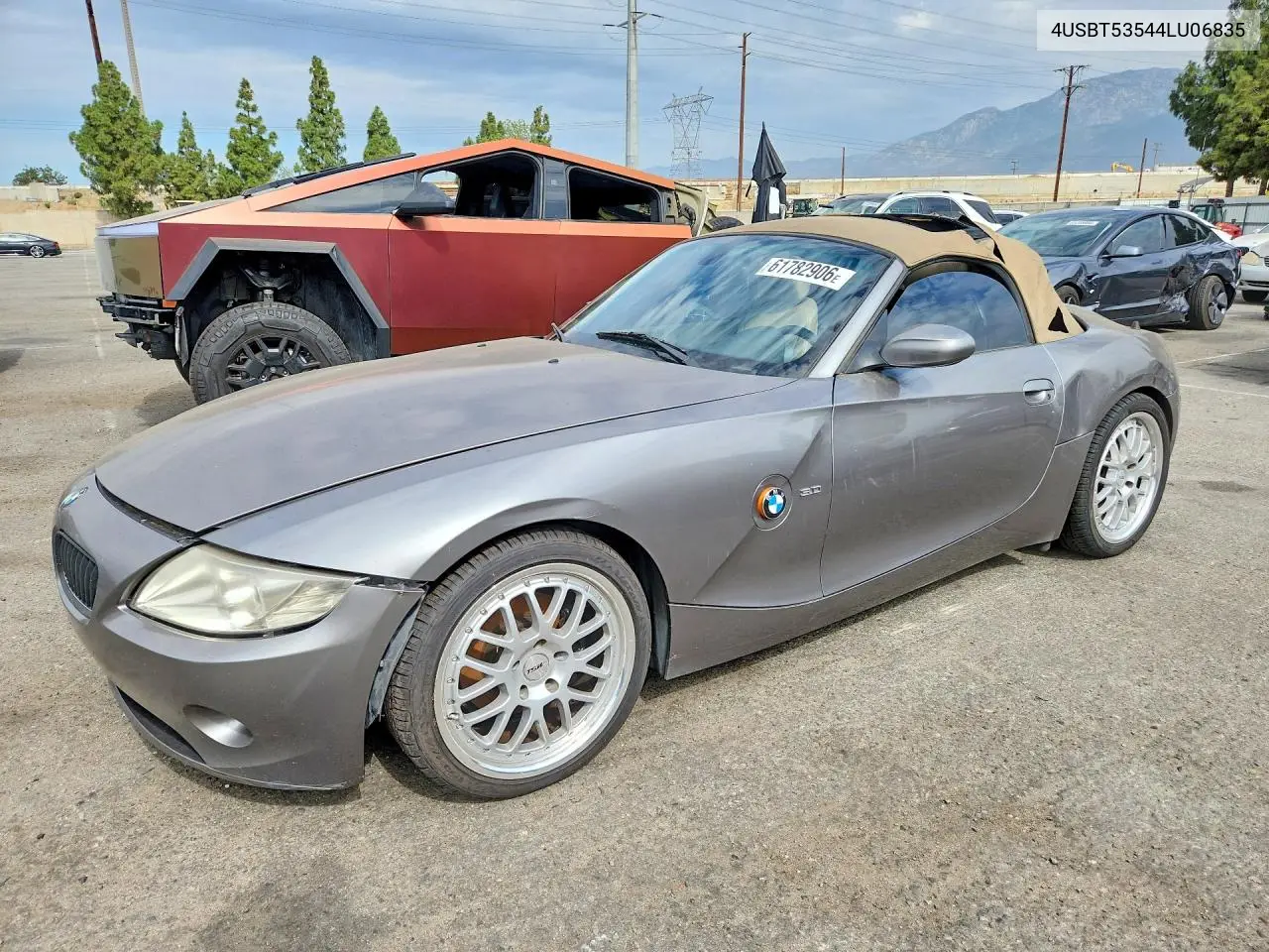2004 BMW Z4 VIN: 4USBT53544LU06835 Lot: 61782906