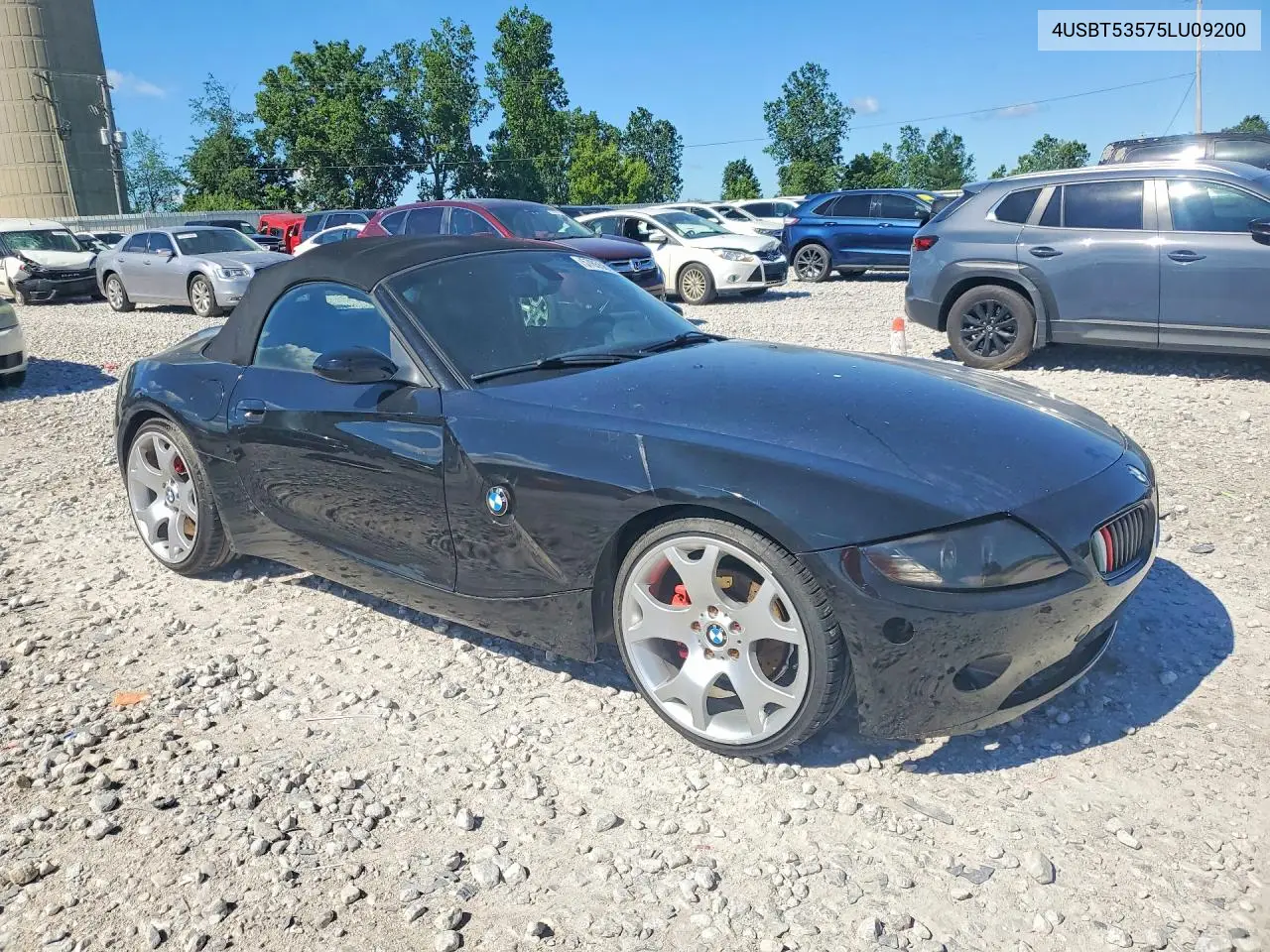 2005 BMW Z4 3.0 VIN: 4USBT53575LU09200 Lot: 57855616
