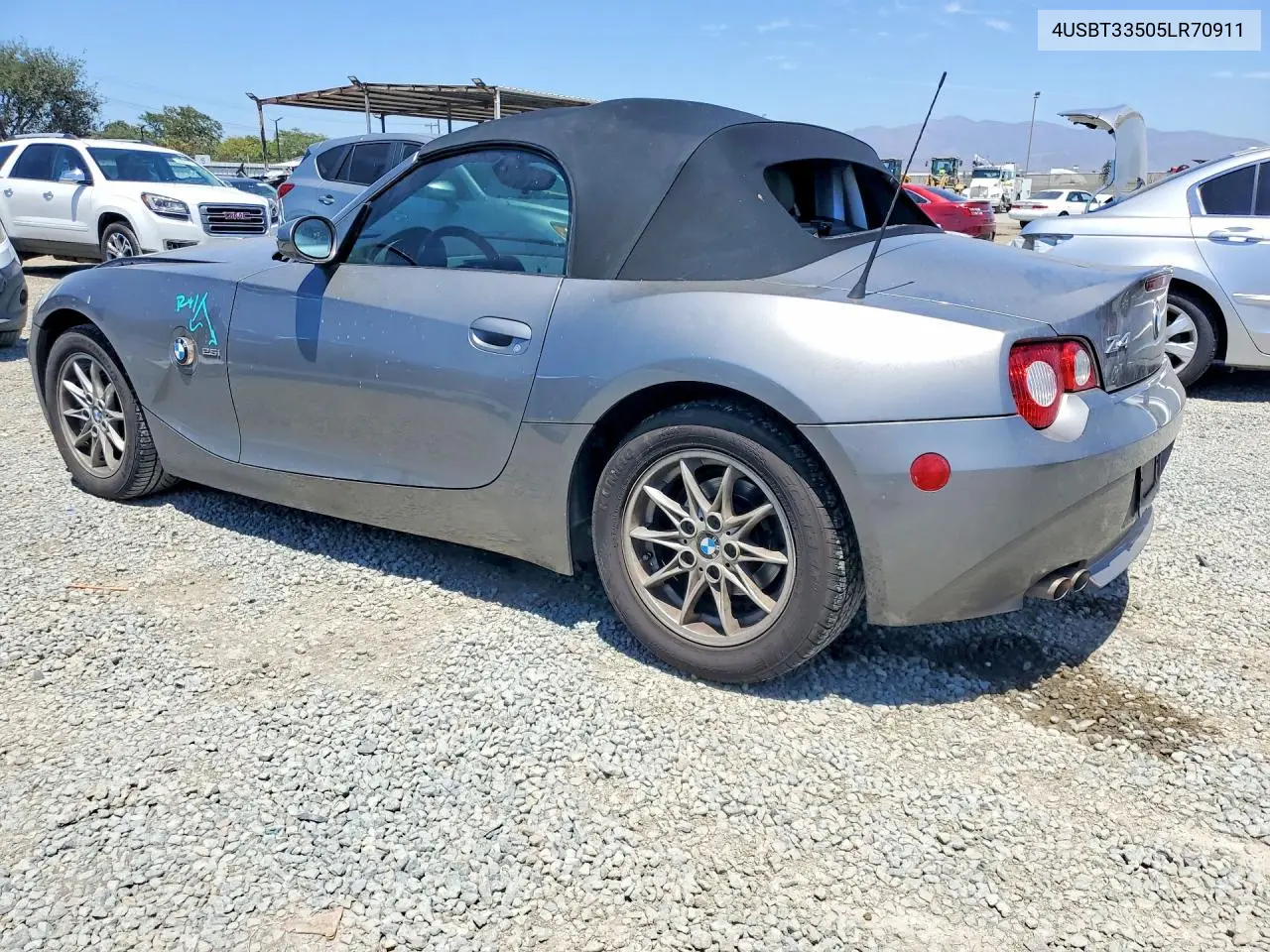 2005 BMW Z4 2.5 VIN: 4USBT33505LR70911 Lot: 60641636