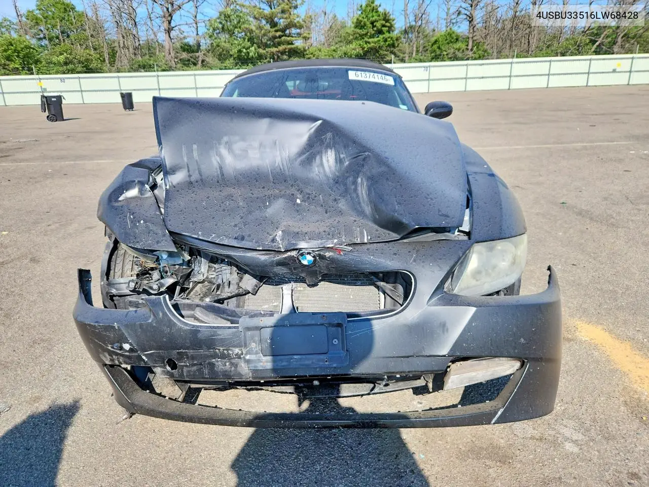 2006 BMW Z4 3.0 VIN: 4USBU33516LW68428 Lot: 61374146