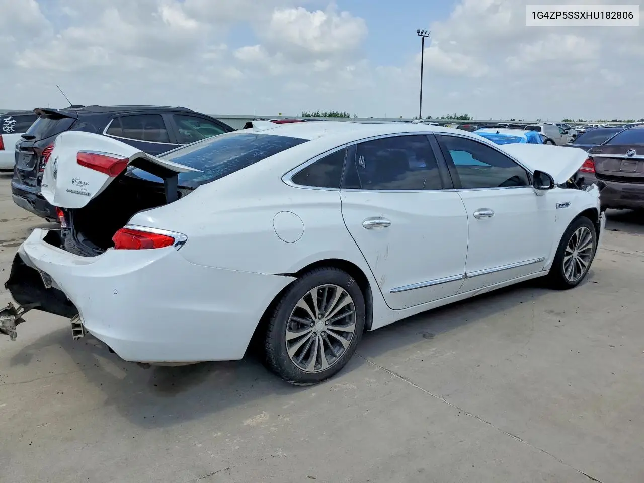 2017 Buick Lacrosse Essence VIN: 1G4ZP5SSXHU182806 Lot: 58755176