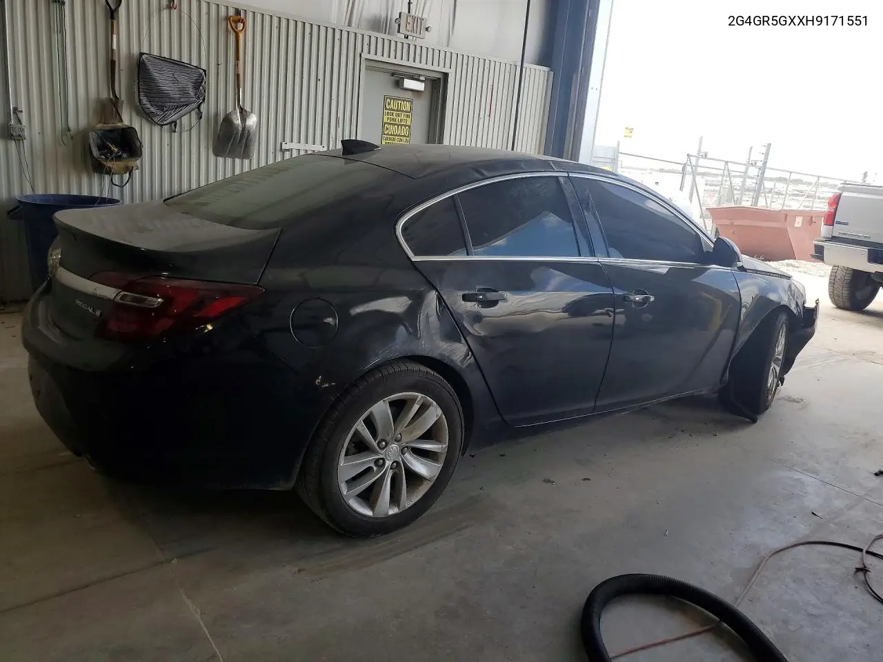 2017 Buick Regal Premium VIN: 2G4GR5GXXH9171551 Lot: 58972176