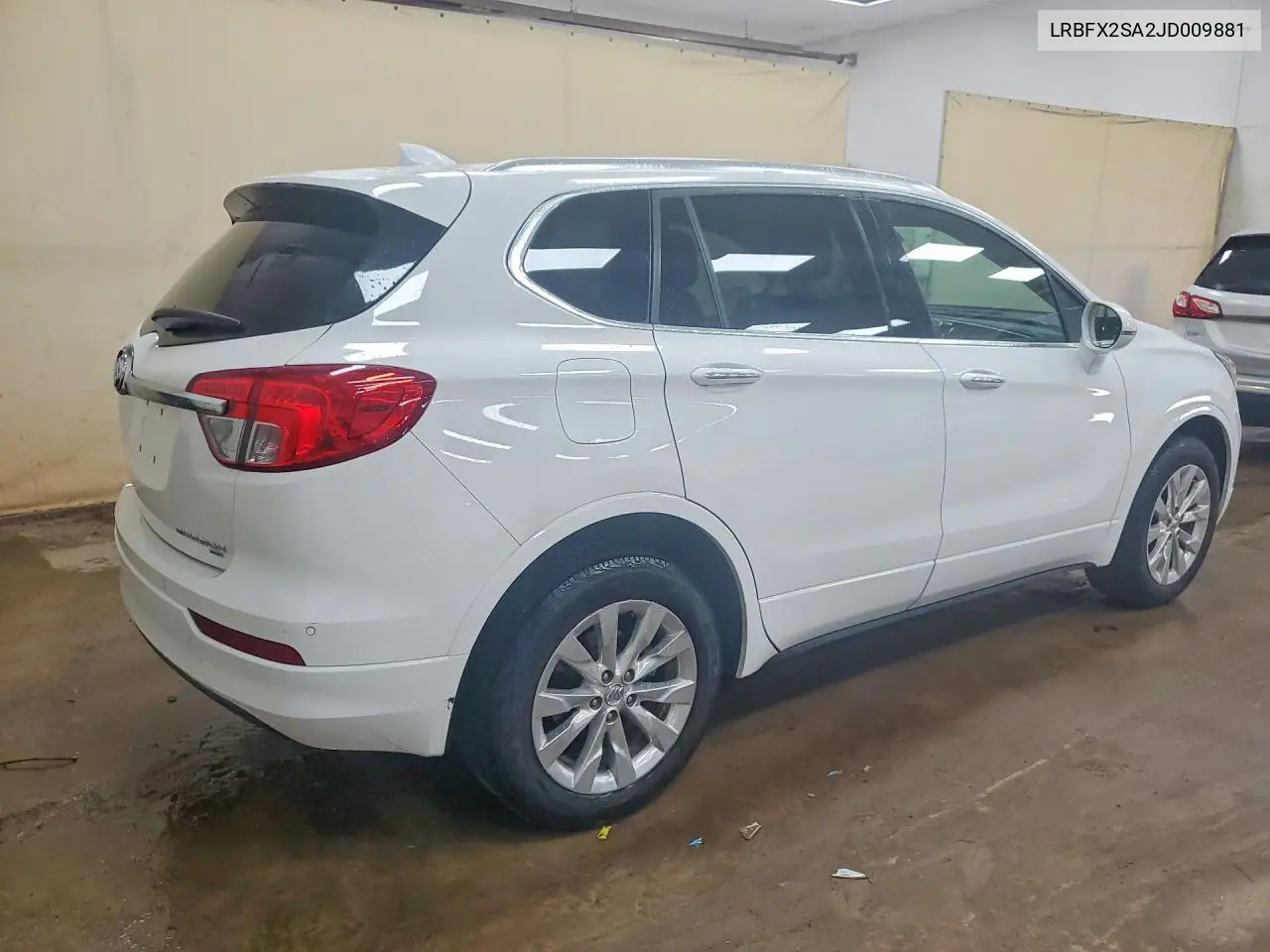 2018 Buick Envision Essence VIN: LRBFX2SA2JD009881 Lot: 55063936