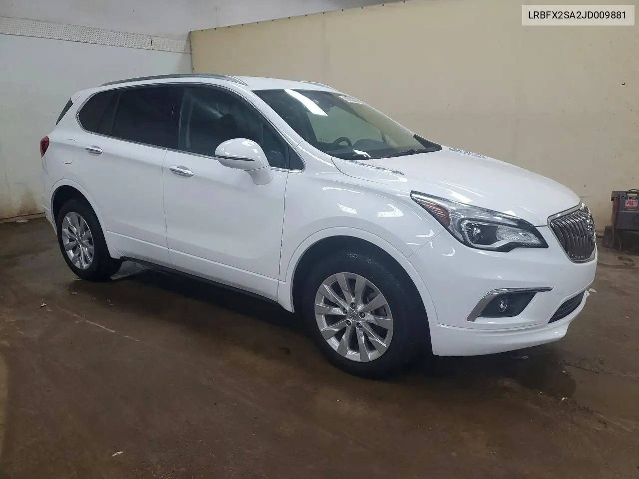 2018 Buick Envision Essence VIN: LRBFX2SA2JD009881 Lot: 55063936