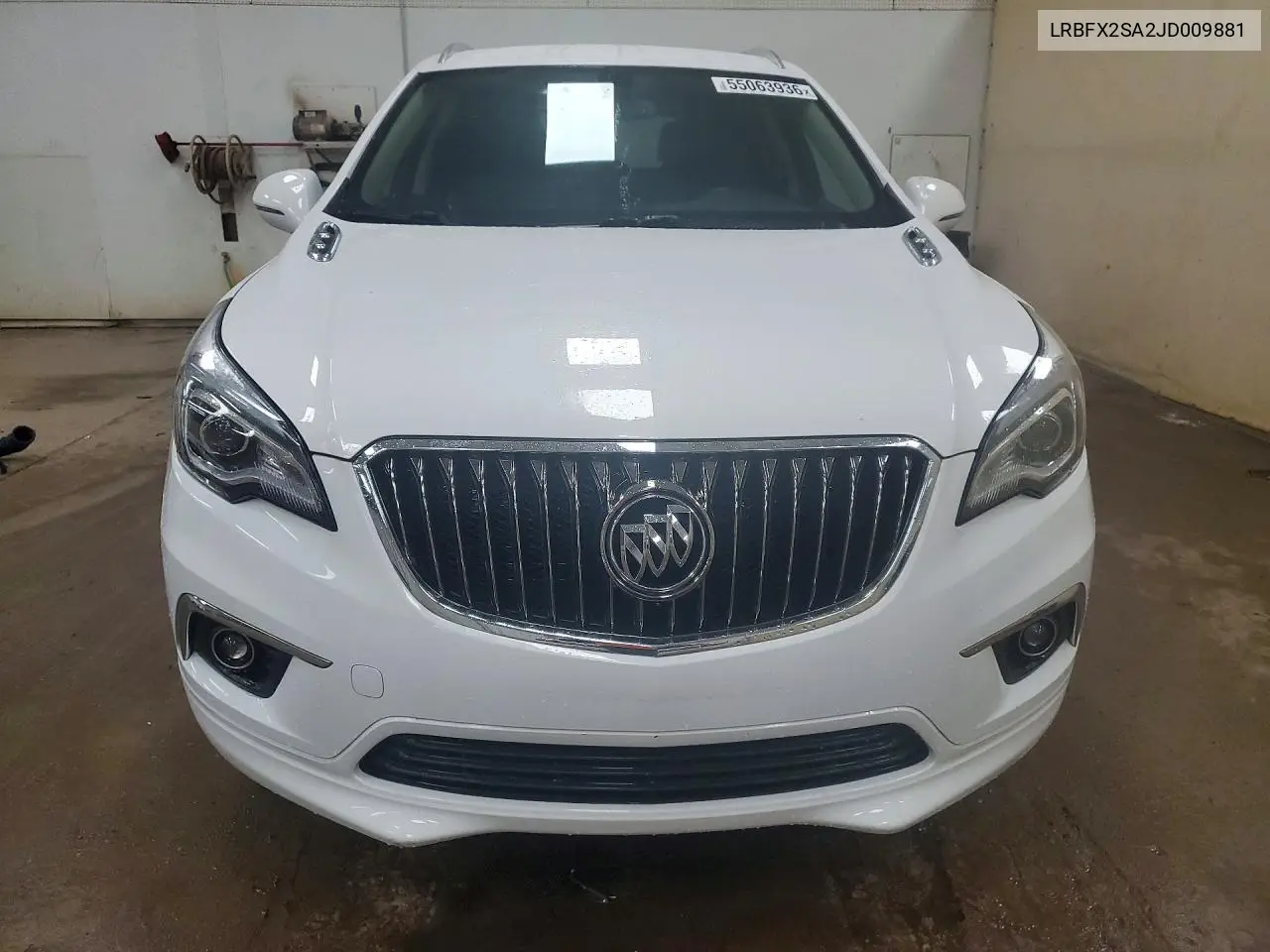 2018 Buick Envision Essence VIN: LRBFX2SA2JD009881 Lot: 55063936