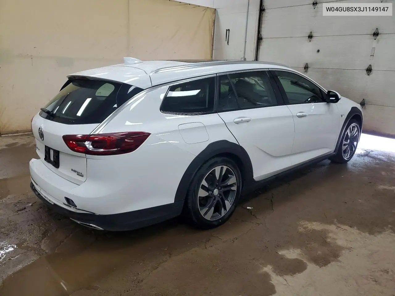 2018 Buick Regal Tourx Preferred VIN: W04GU8SX3J1149147 Lot: 57517696