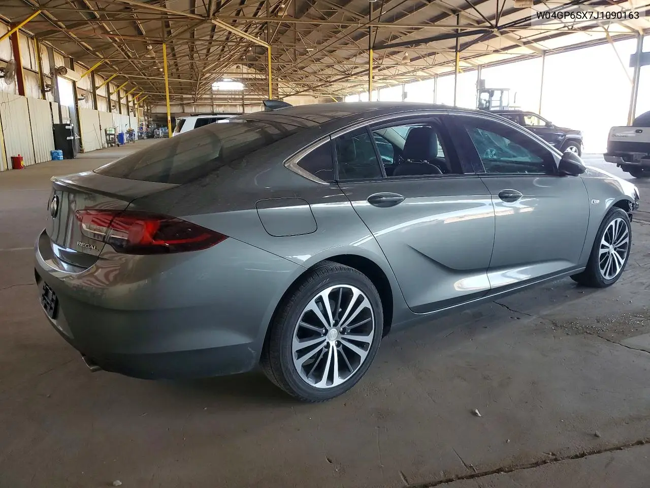 2018 Buick Regal Essence VIN: W04GP6SX7J1090163 Lot: 58083056