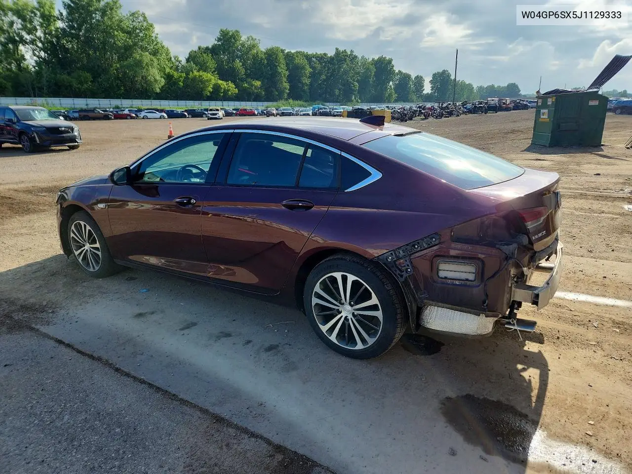 2018 Buick Regal Essence VIN: W04GP6SX5J1129333 Lot: 58909036