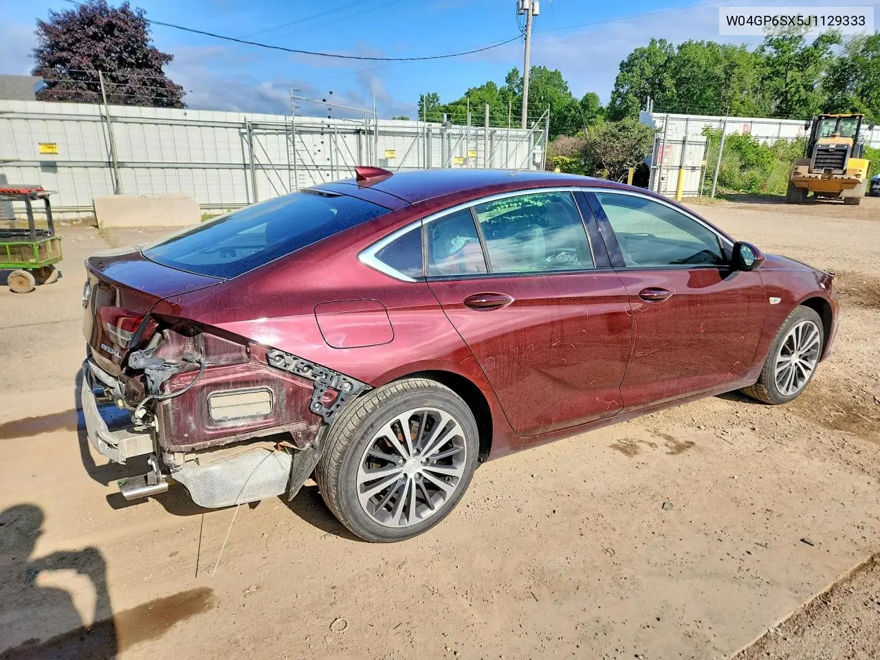 2018 Buick Regal Essence VIN: W04GP6SX5J1129333 Lot: 58909036