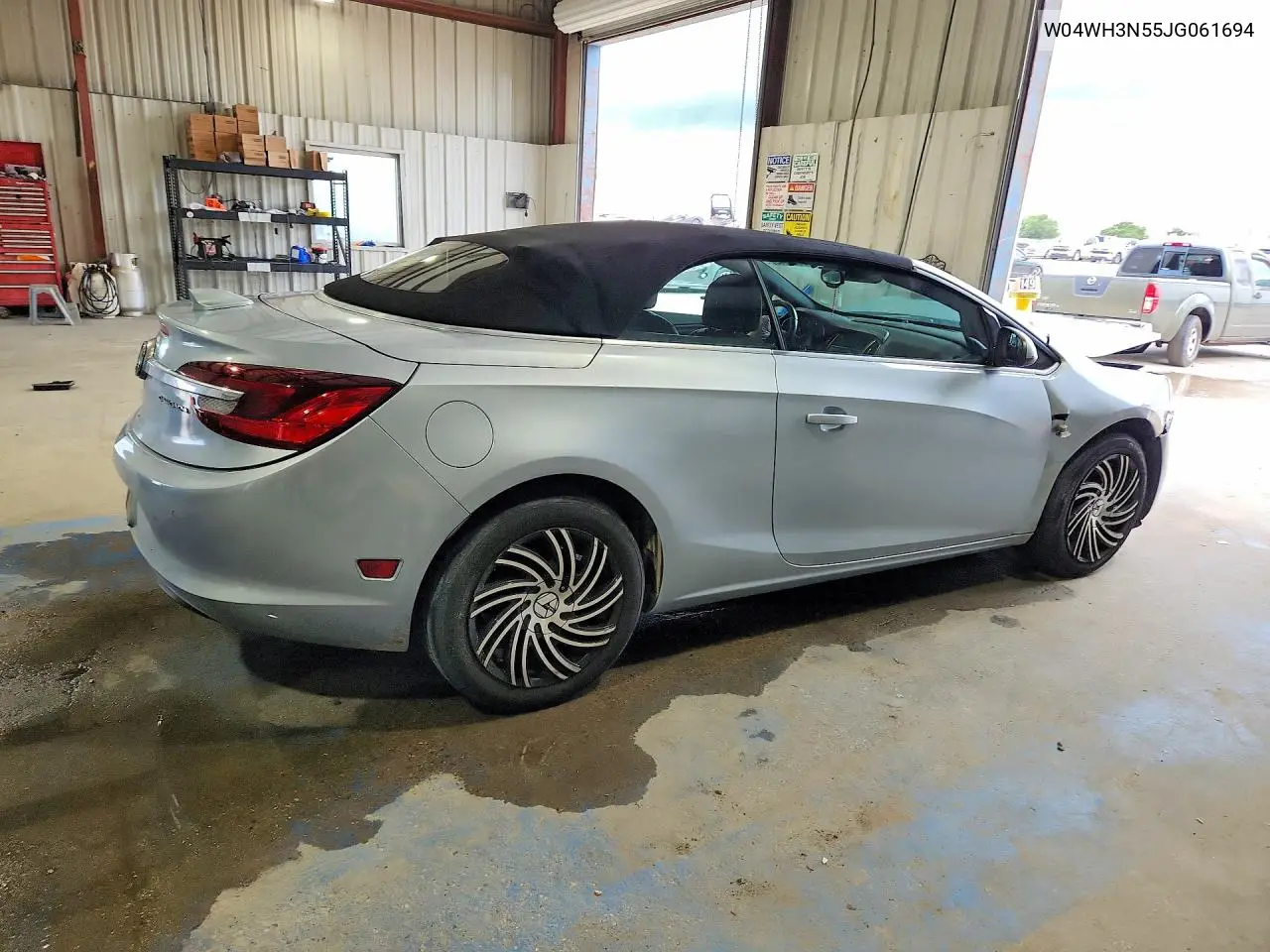 2018 Buick Cascada Premium VIN: W04WH3N55JG061694 Lot: 59280646