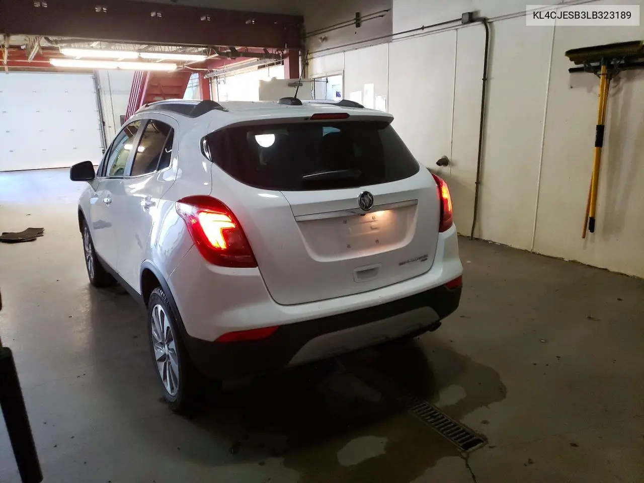 2020 Buick Encore Preferred VIN: KL4CJESB3LB323189 Lot: 56975396