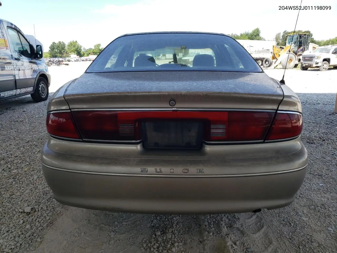 2001 Buick Century Custom VIN: 2G4WS52J011198099 Lot: 79904725