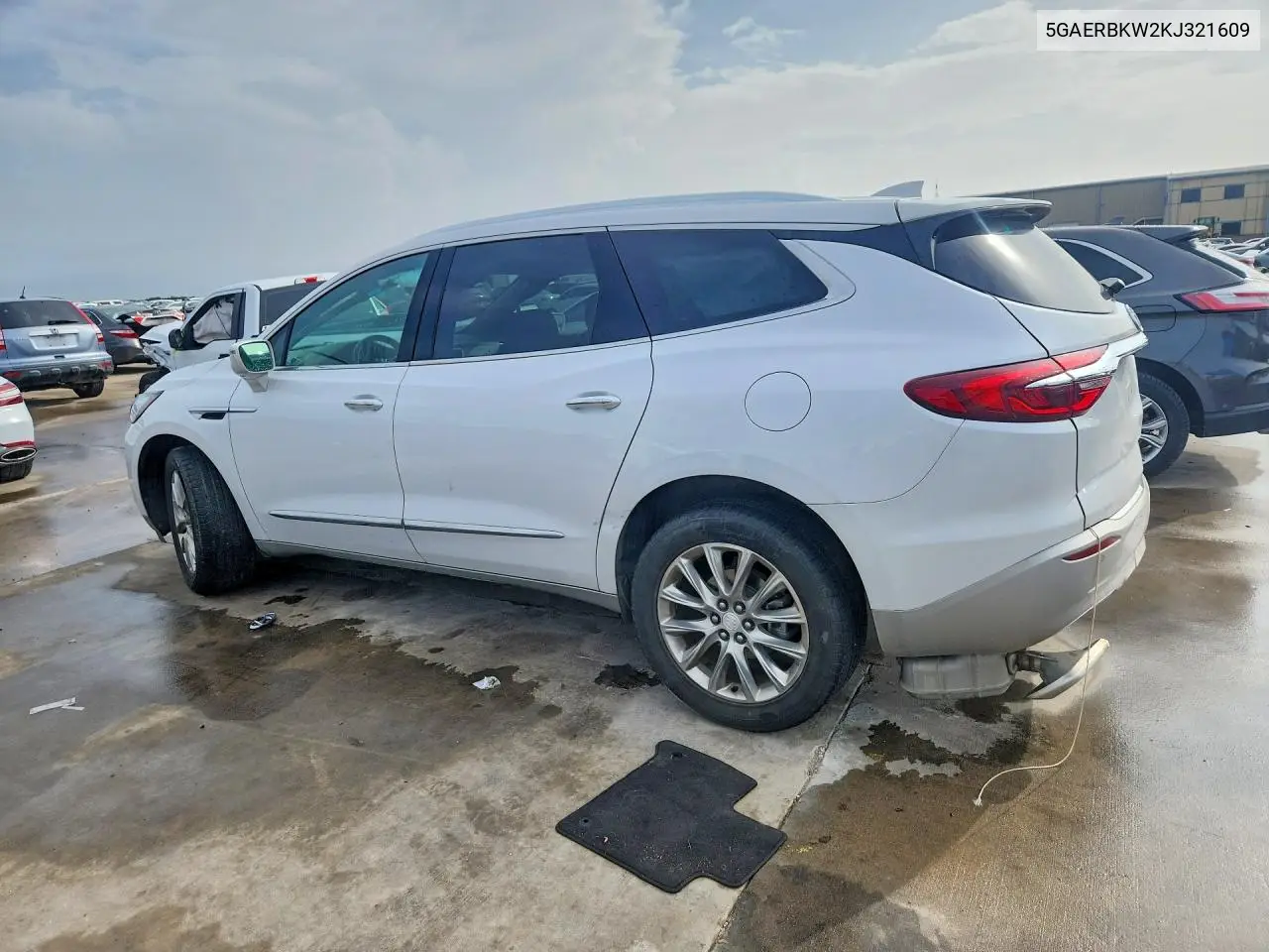 2019 Buick Enclave Essence VIN: 5GAERBKW2KJ321609 Lot: 61140366