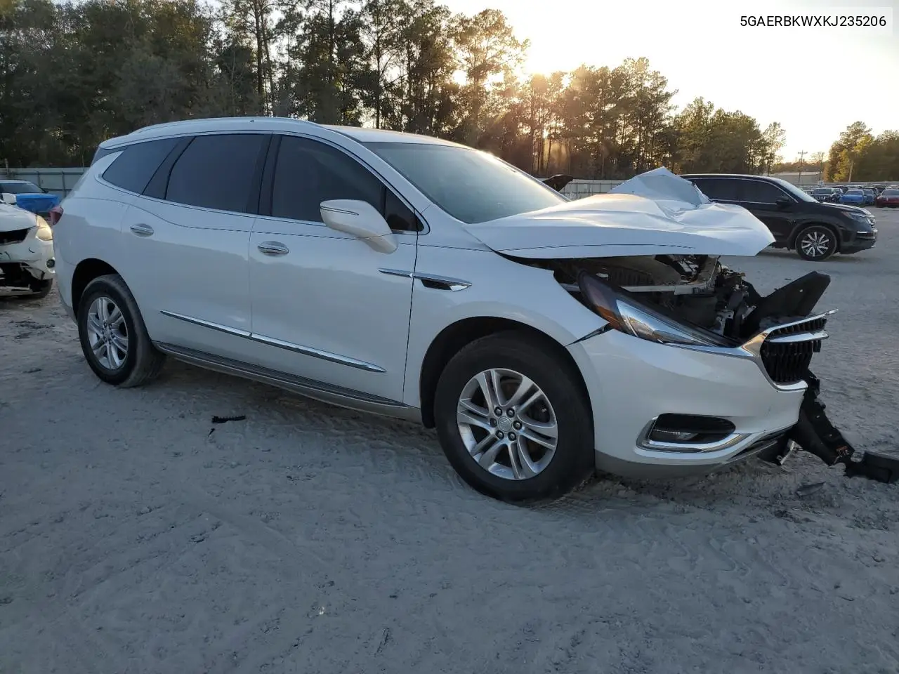 5GAERBKWXKJ235206 2019 Buick Enclave Essence