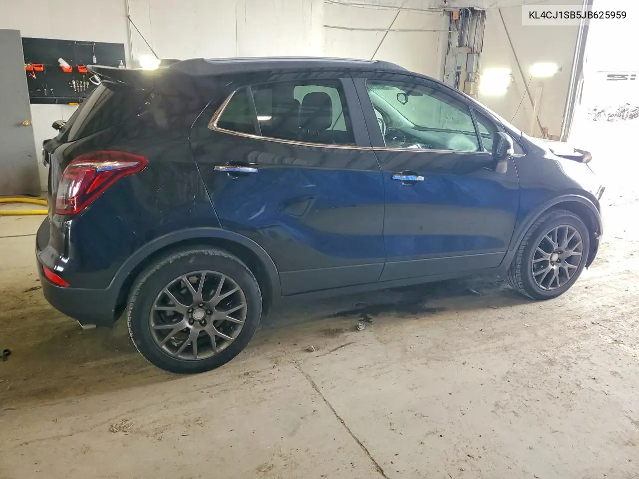 2018 Buick Encore Sport Touring VIN: KL4CJ1SB5JB625959 Lot: 62060856