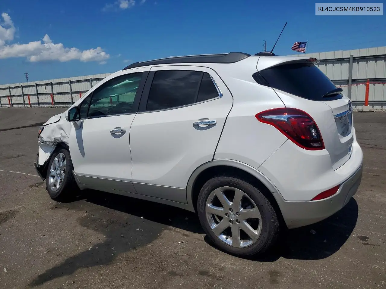 2019 Buick Encore Essence VIN: KL4CJCSM4KB910523 Lot: 56071366