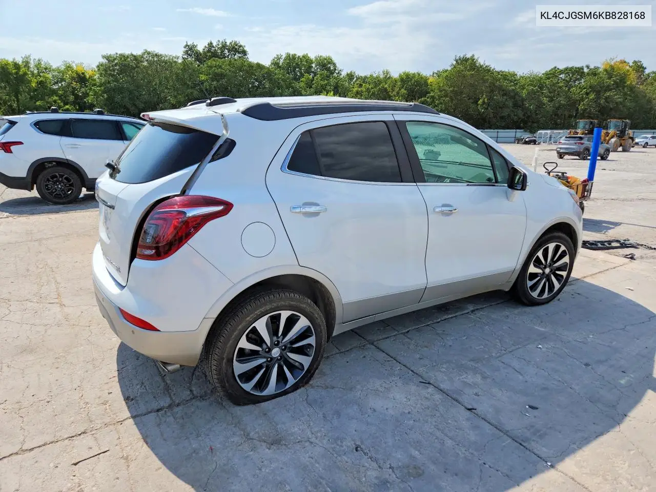 2019 Buick Encore Essence VIN: KL4CJGSM6KB828168 Lot: 56194616