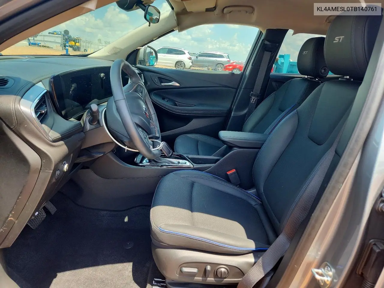 2026 Buick Encore Gx Sport Touring VIN: KL4AMESL0TB140761 Lot: 60132536
