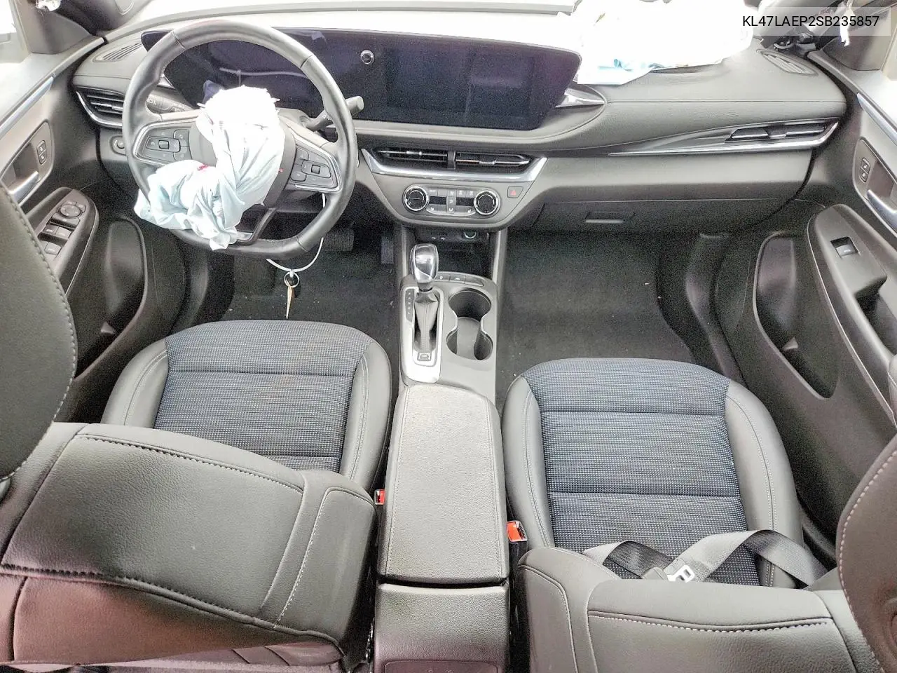 2025 Buick Envista Preferred VIN: KL47LAEP2SB235857 Lot: 60038166