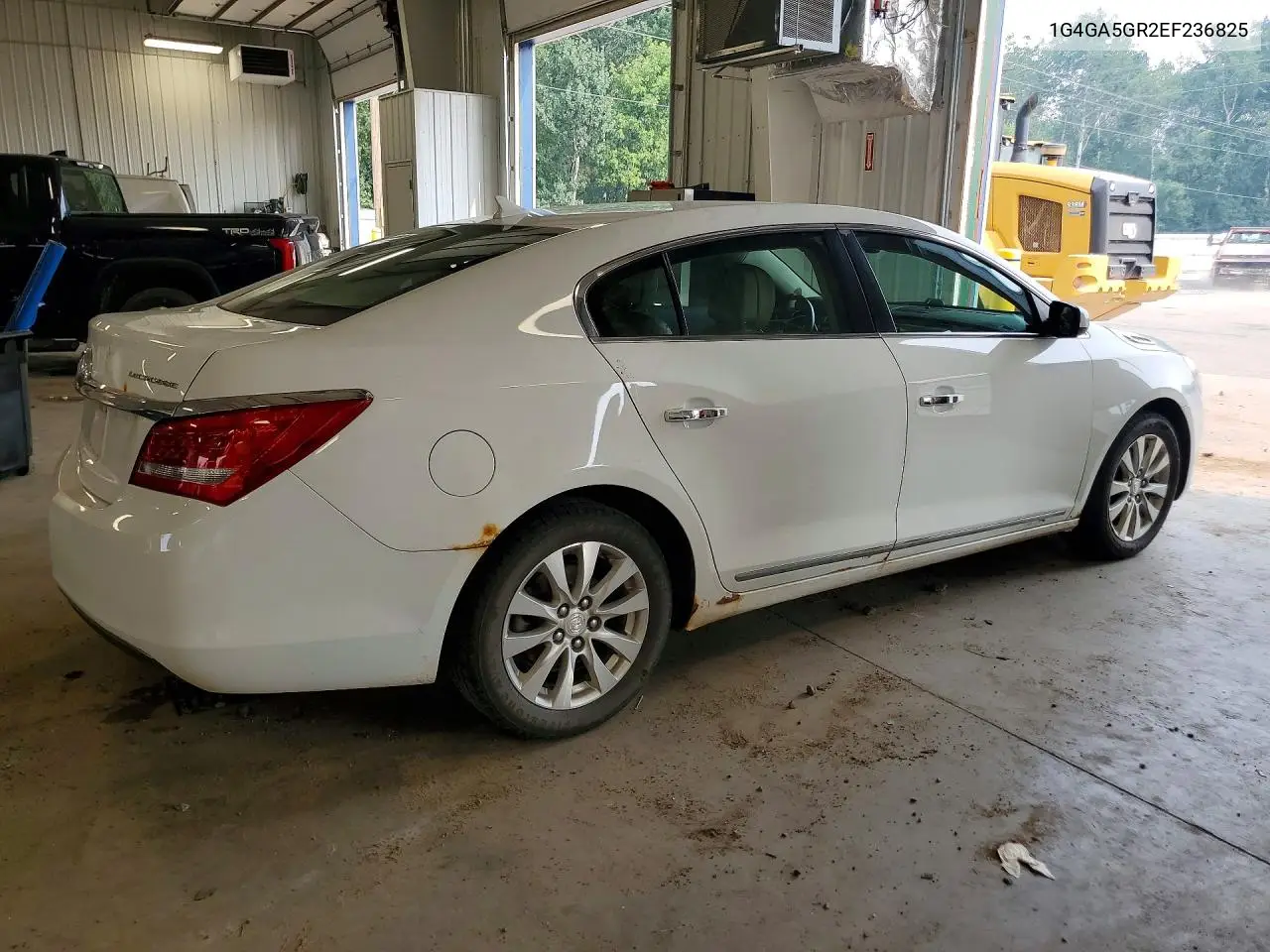 2014 Buick Lacrosse VIN: 1G4GA5GR2EF236825 Lot: 61401916